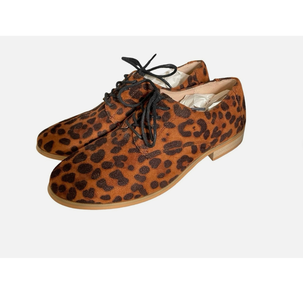 ModCloth Women's 9 Oxford Leopard Print Academic Y2K Wedding Retro Funky Shoe